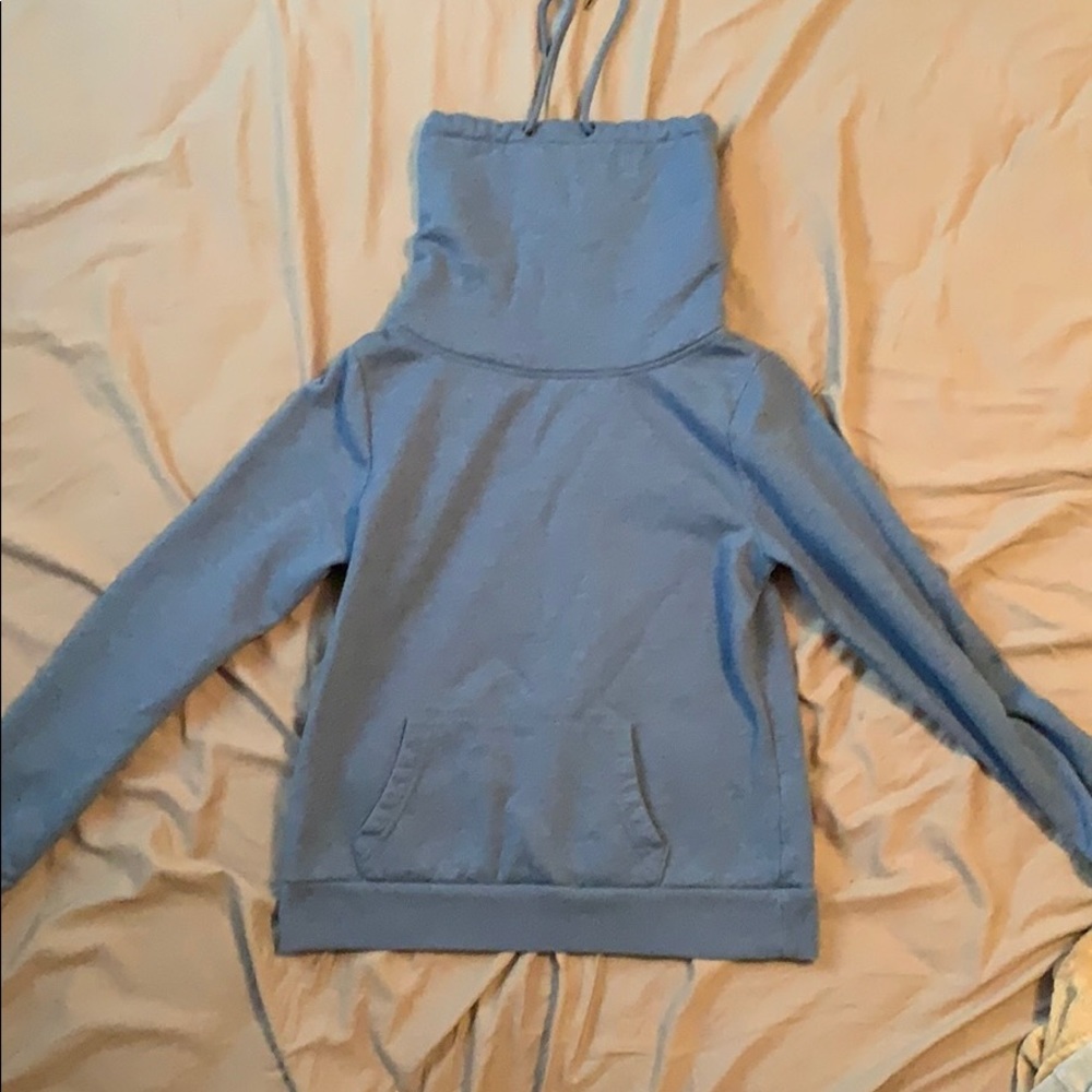 turtle neck sweater